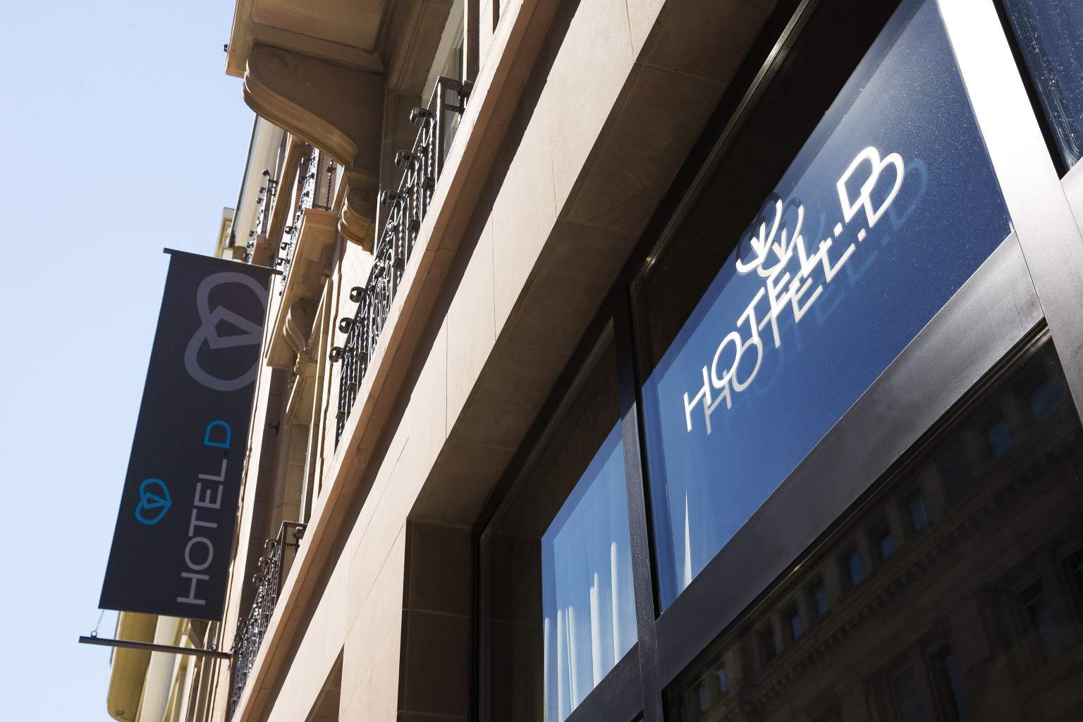 Façade de l'Hôtel 4 étoiles à Strasbourg - Hôtel D