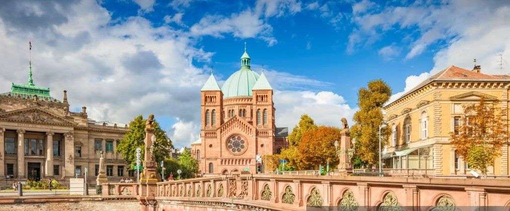 monuments autour de l'Hotel D Strasbourg